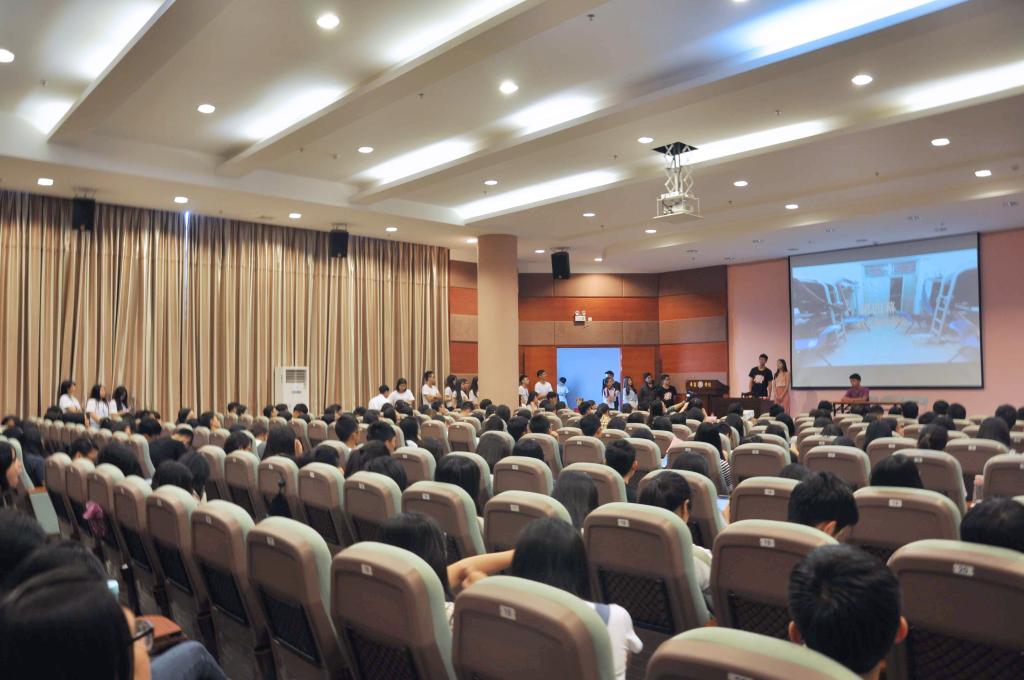 心理剧比赛现场