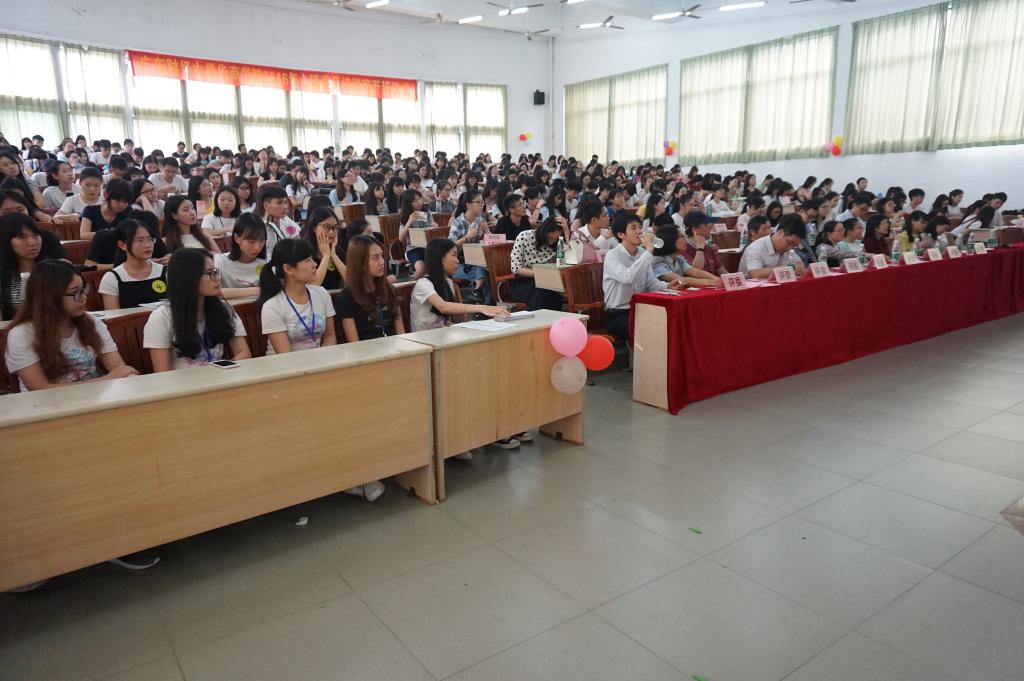 开幕式暨心理漫画比赛现场